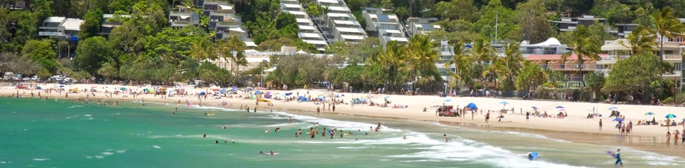 Noosa beach.jpg